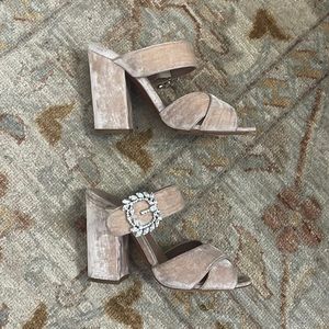 Tabitha Simmons Reyner Blush Pink Velvet Crystal Buckle Heels Mules size 37 7